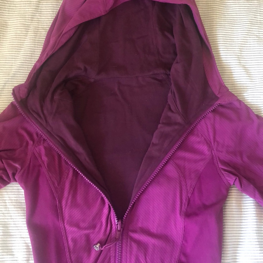 LULULEMON workout jacket!! - Picture 4 of 11